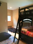 Snowcreek Condo at Sugarbush Resort-2 beds/2 baths, slopeside