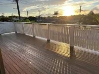 The Rocks Family entertainer, just 10-min walk to town & beach!