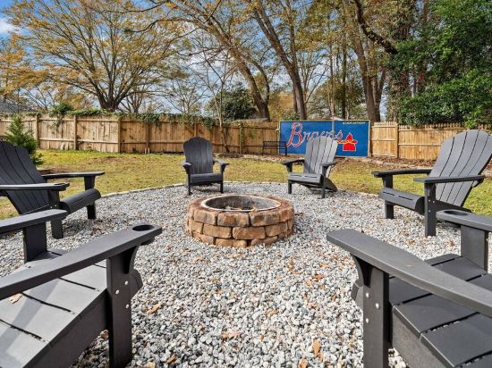 Casa Luna Sauna Cold Plunge Wellness Retreat