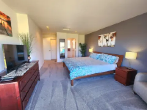 Wapato Point Casita Close to Waterfront Park & Outdoor Pool