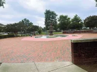 Family Fun-Next to Central Park-2 Blocks to Beach-Walk to Dining & Entertainment