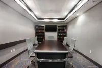 Hampton Inn & Suites Tulsa/Central
