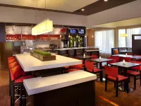 Courtyard Detroit Metro Airport Romulus - Breakfast