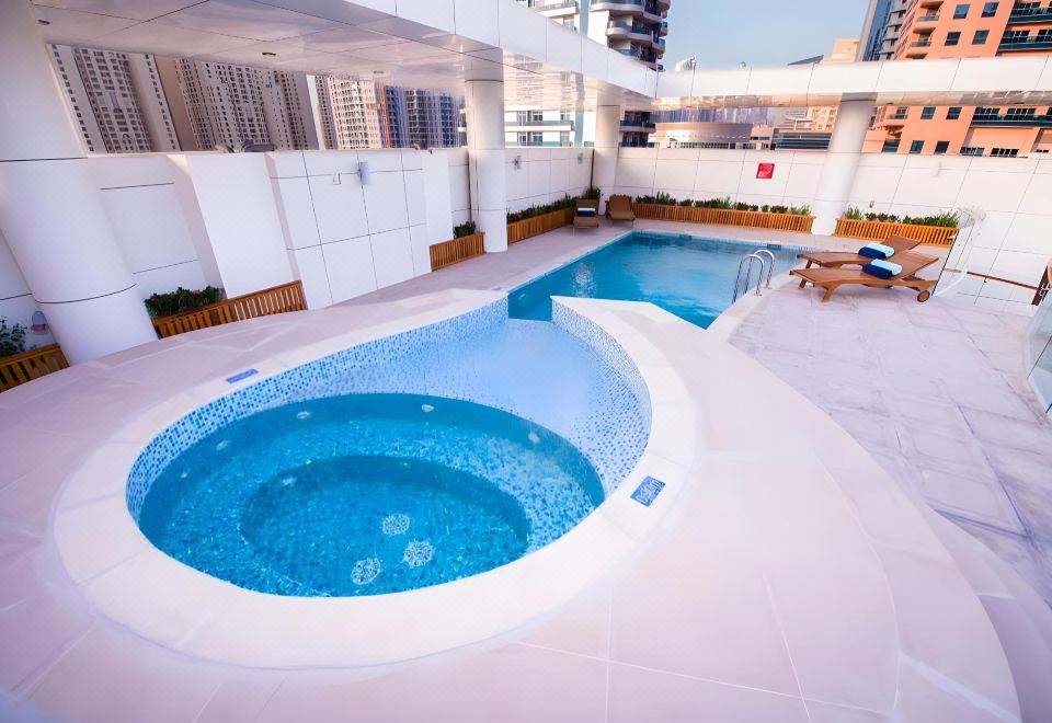 잔나 플레이스 두바이 마리나 전경