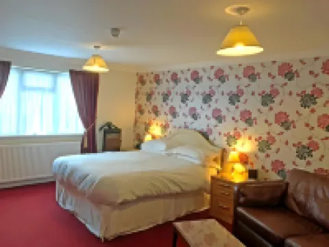 Merton House Hotels in Worthing