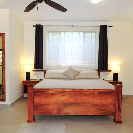 Sunrise Club Hotel