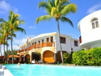 Gold Beach Resort - Pools