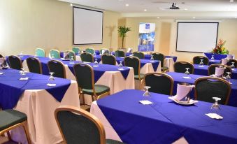 Sleep Inn Hotel Paseo Las Damas