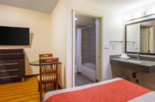 Motel 6 Hesperia, CA - East Hotels in Hesperia