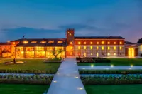Hotel Veronesi la Torre Hotels in Sommacampagna