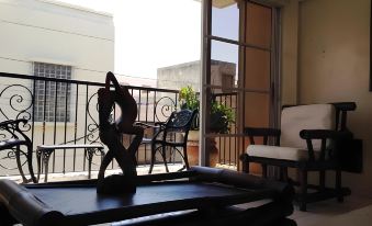 Hotel la Colonia