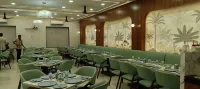 호텔 아밋 팰리스 딩고르 포레스트 주변 호텔