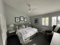 Lovely Lido Beach Retreat Villa