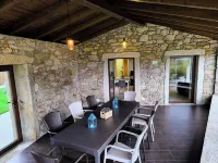 Complete House with the best of a rural environment and just 1km from the beach Hotels in Laxe