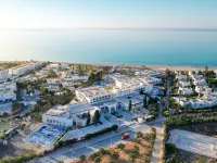 One Resort Premium