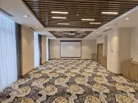 Hilton Garden Inn Termez Airitom Hôtels à : Termez