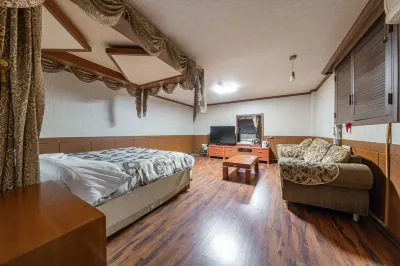 Wonju New Coa Hotels near Wonju Historical Museum
