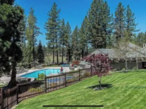 Large 1875 SF  2-bedroom + 2 LR with Sofa Beds townhome in Zephyr Cove with WiFi Hotels in Zephyr Cove–Round Hill Village