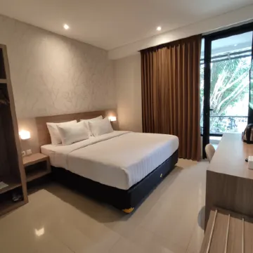 Neo Cempaka Hill Hotel