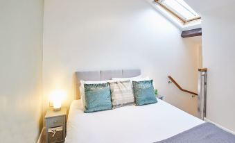 Host & Stay - 15 Easby Hall