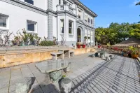 Waratah on York Hotels in Launceston