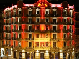 Hotel Cram
