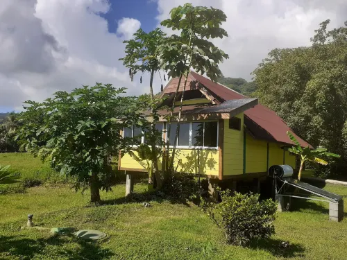 Pension les 3 Cascades Hotels in Raiatea