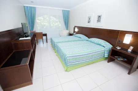 Bahia Plaza Hotel