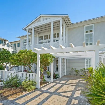 Gulf Views Steps to Seaside Town Center Bella Vita - Newly Remodeled! 4 Bedroom Home by Redawning