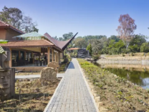 Serendipity Lakes and Resorts Hotels in Tamia