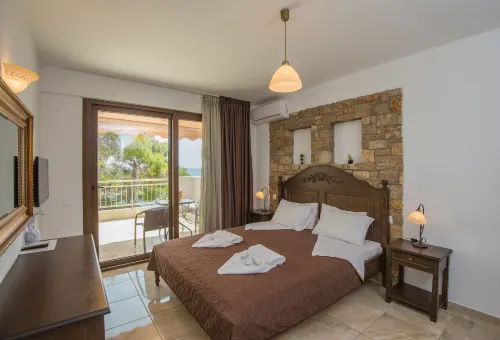 Marilena Apartments Hotels in Votsi