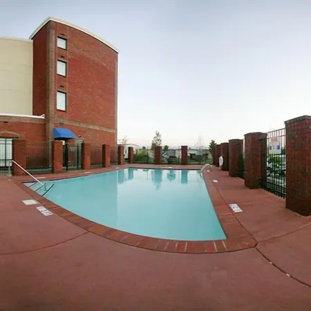 Comfort Suites