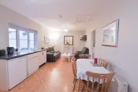 10mindrivecliffsofmoher-cozy2br-parking-wifi Hotels in Doolin