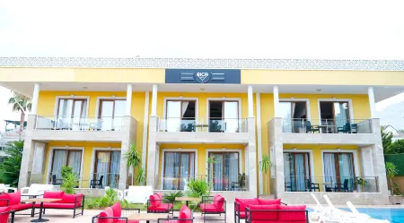 Agartha Suite Hotel Kemer Отели рядом с достопримечательностью «Çekirdeksiz Mandalin Camping Kemer Antalya Çadır Karavan Kamp Alanı»