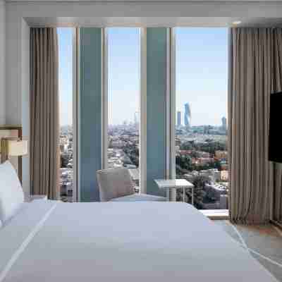 DoubleTree by Hilton Riyadh Financial District Hotel & Suites Rooms