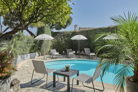 Hotel le Suquet Cannes