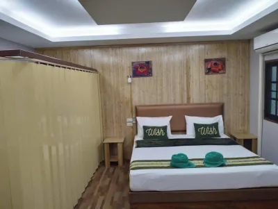 The Royal Bamboo Lodges