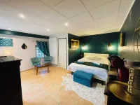 Domaine Jeanne de Laval Hotels in Brissac-Quince