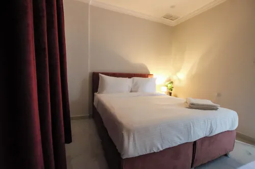 Star Night Furnished Apartments - 2 ดาว