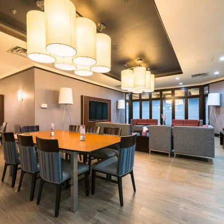Holiday Inn Express EDMONTON DOWNTOWN by IHG