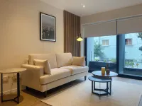 ليفن إن ميرافلوريز باي وينوود هاوس فنادق في 