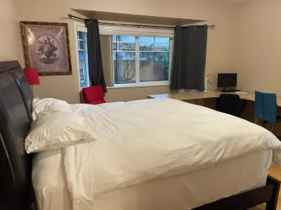 Rose Garden Hotels in Delta
