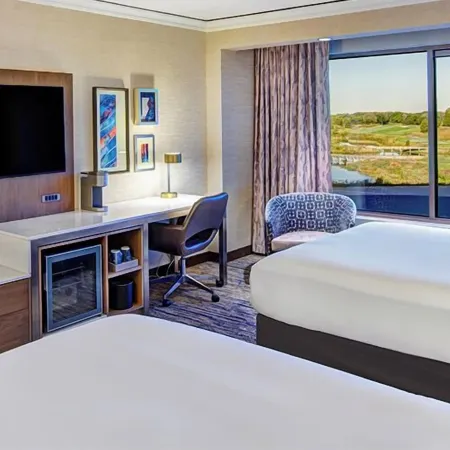 Mystic Lake Casino Hotel