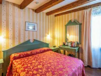 Hotel Tintoretto Hotels near Anfora