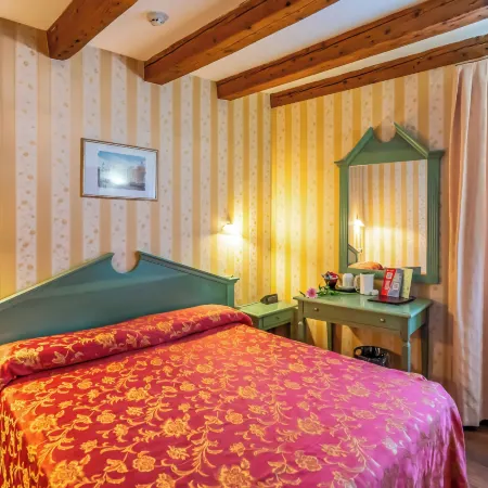 Hotel Tintoretto Отели рядом с достопримечательностью «Пристань для яхт в Венеции»
