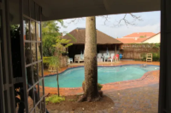 3 Liebeloft Guest House