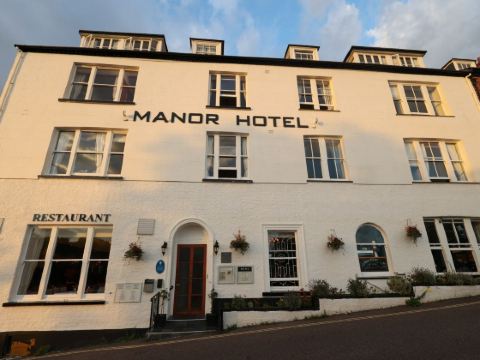Manor Hotel