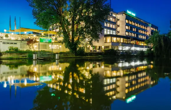 海爾布倫英賽爾酒店