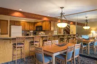 Whispering Woods Resort Hotels in Welches
