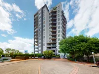 Bridgewater Apartments Hotels near Story Bridge
